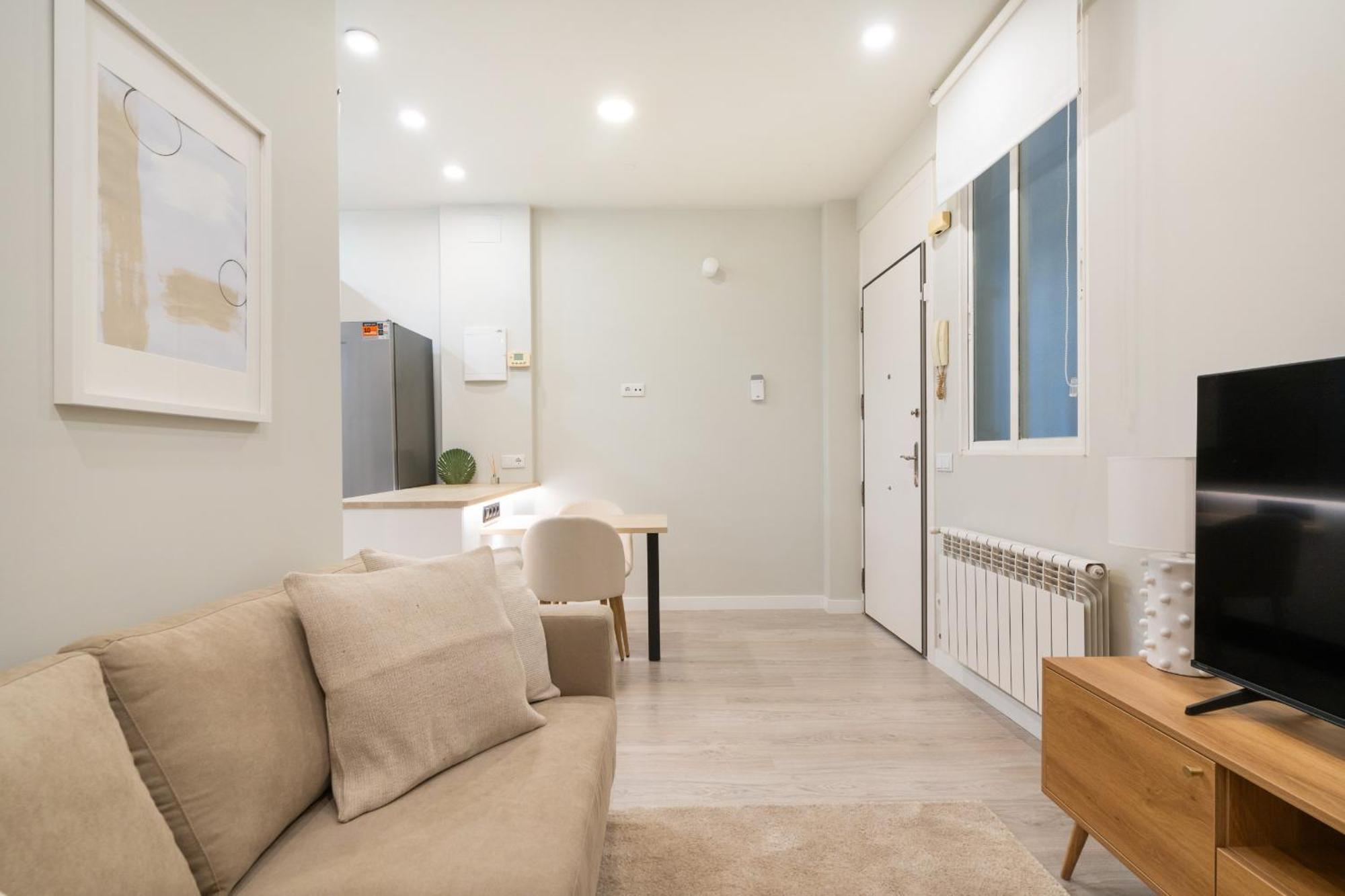 Apartamento Reformado En Metro Ibiza Alquiler Temporal Madri Exterior foto