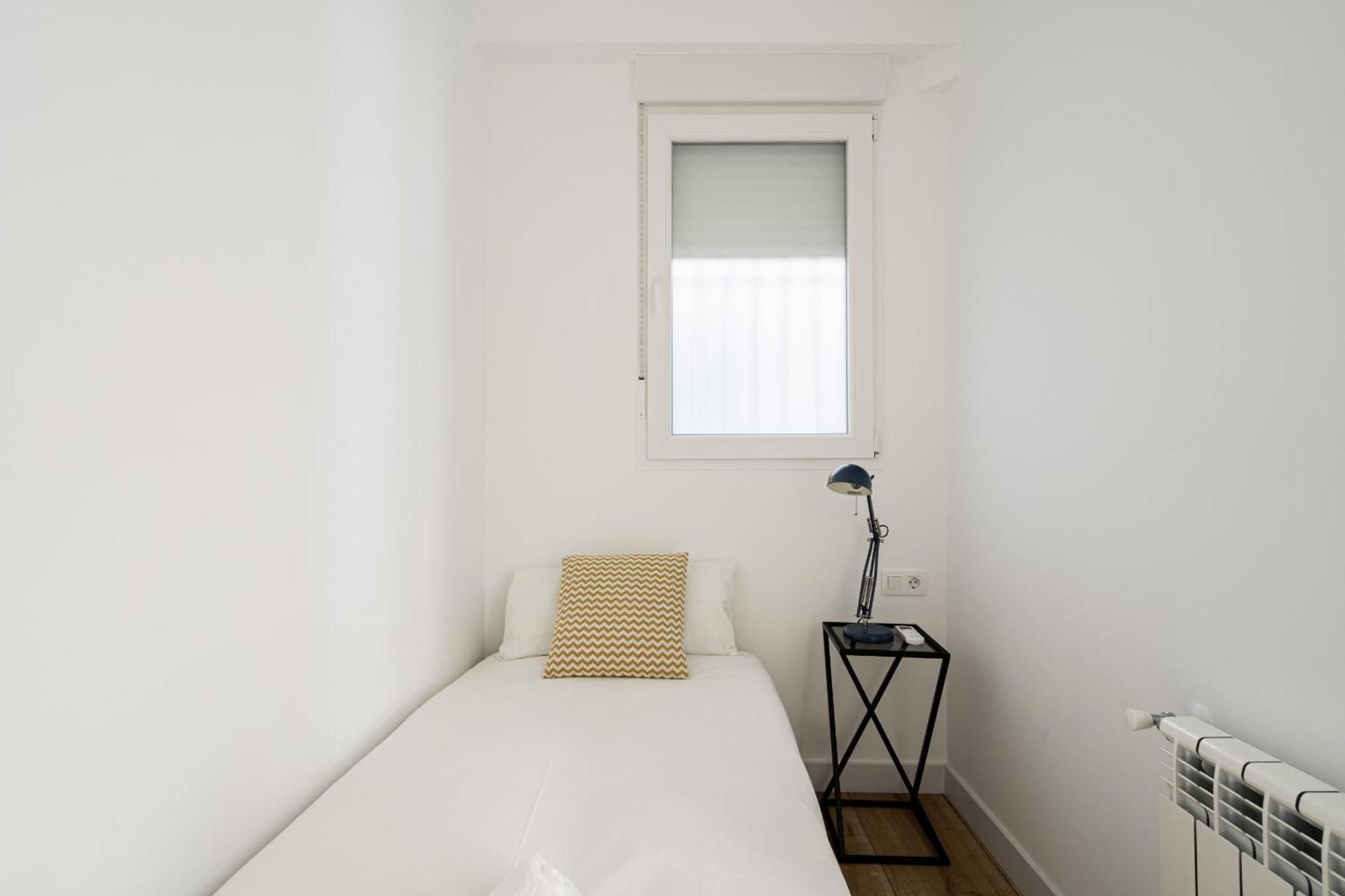 Apartamento Reformado En Metro Ibiza Alquiler Temporal Madri Exterior foto
